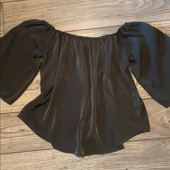 Silky Off the Shoulder Top - Picture 2 of 8